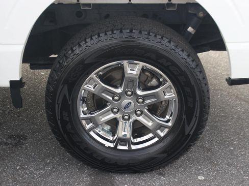 Used 2023 Ford F150 Lariat AWD/4WD image 38