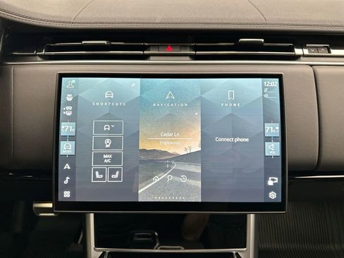 New 2026 Land Rover Range Rover SE image 21