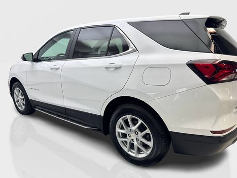 Used 2024 Chevrolet Equinox LT AWD/4WD image 14