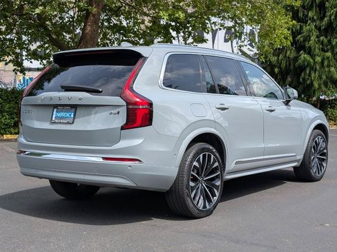 Used 2025 Volvo XC90 B6 Plus AWD/4WD image 7