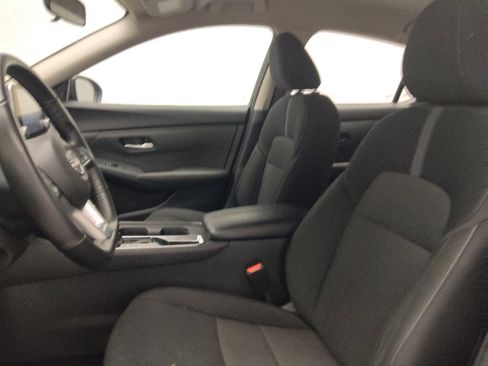 Used 2025 Nissan Sentra SV w/ All-Weather Package FWD image 17