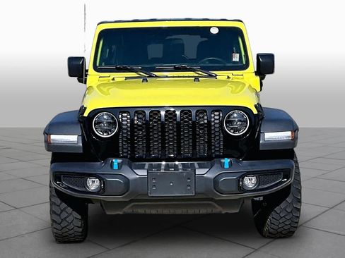 Used 2023 Jeep Wrangler Unlimited w/ Cold Weather Group AWD/4WD image 5