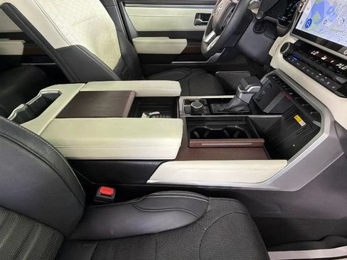 Used 2024 Toyota Tundra Capstone AWD/4WD image 37