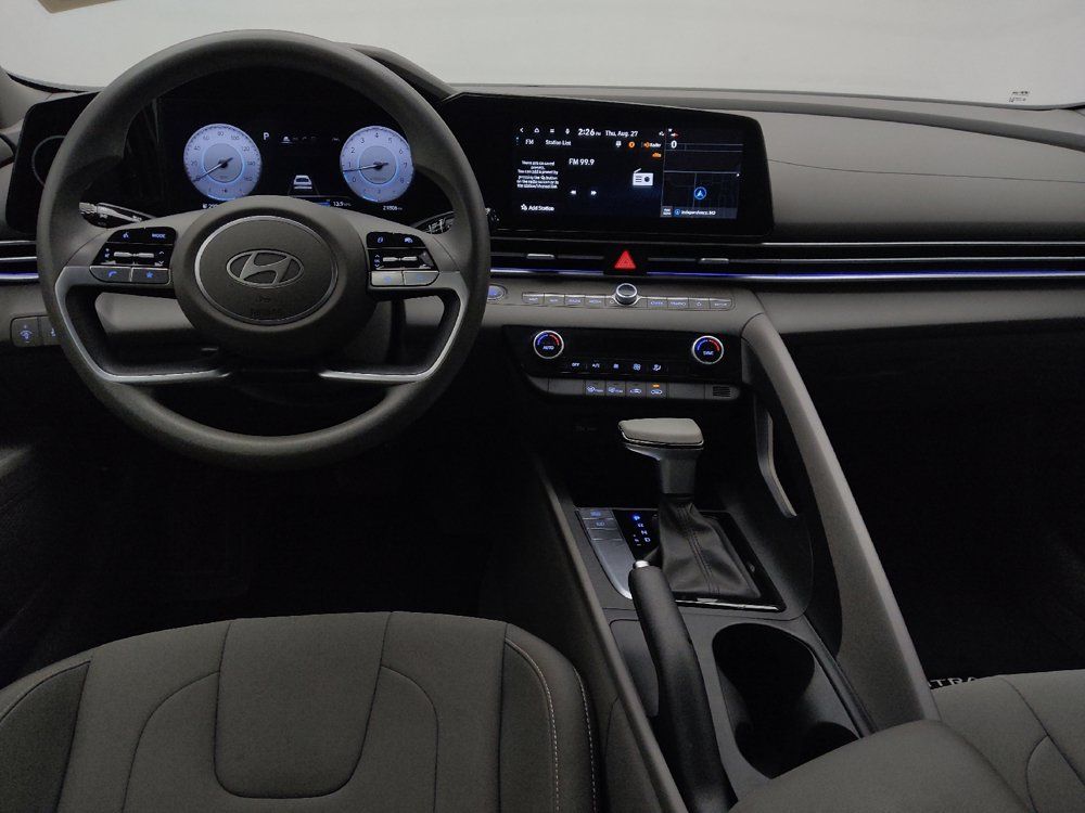 Used 2024 Hyundai Elantra SEL FWD image 22