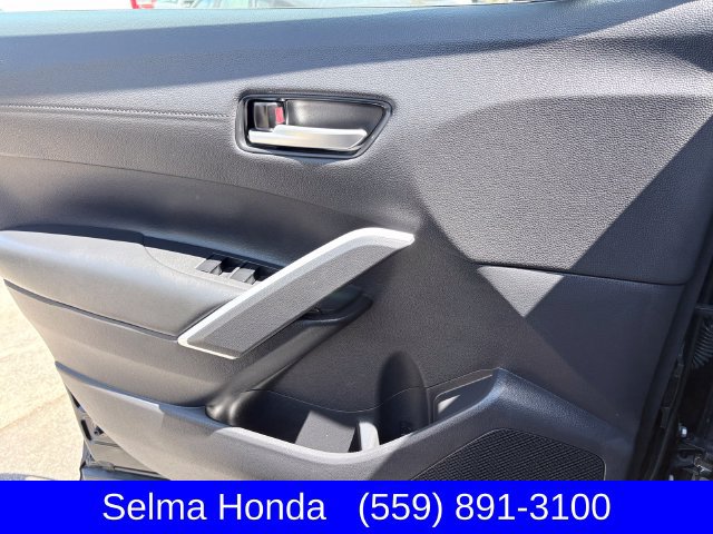Used 2024 Toyota Corolla Cross XLE w/ Convenience Package FWD image 12