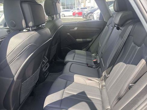 Used 2023 Audi Q5 2.0T Prestige w/ Prestige Package AWD/4WD image 16