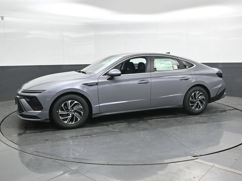 New 2026 Hyundai Sonata Blue FWD image 7