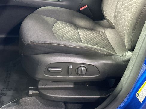 Used 2019 Chevrolet Equinox LT image 14