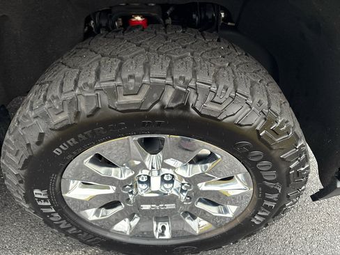 Used 2020 GMC Sierra 3500 Denali w/ Denali Ultimate Package image 25