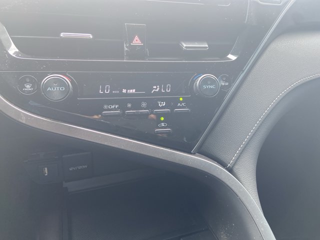 Used 2024 Toyota Camry SE w/ Convenience Package FWD image 33