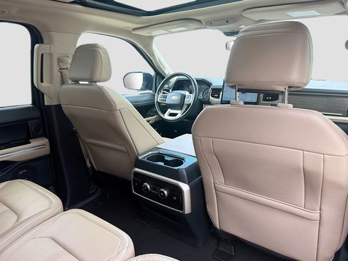 Used 2024 Ford Expedition Max Limited RWD image 28