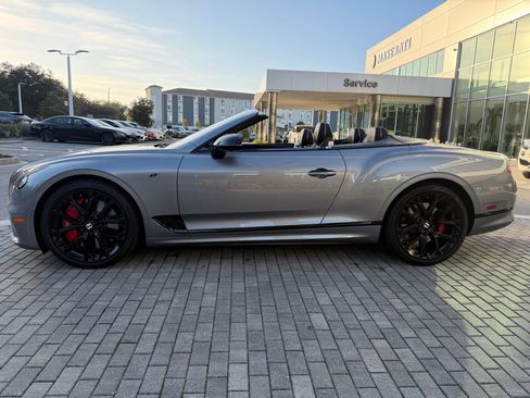 Certified 2024 Bentley Continental GT image 11