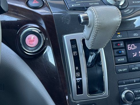 Used 2014 Nissan Quest SL FWD image 21