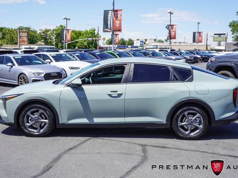 Used 2025 Kia K4 FWD image 16