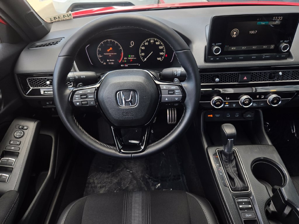 Used 2025 Honda Civic Sport image 14
