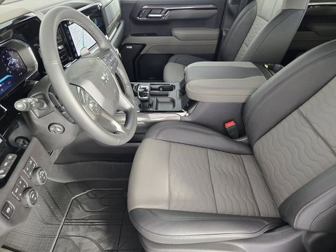 New 2026 Chevrolet Silverado 1500 ZR2 w/ Dark Appearance Package image 13