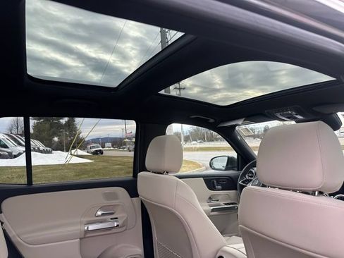 New 2026 Mercedes-Benz GLB 250 4MATIC image 39
