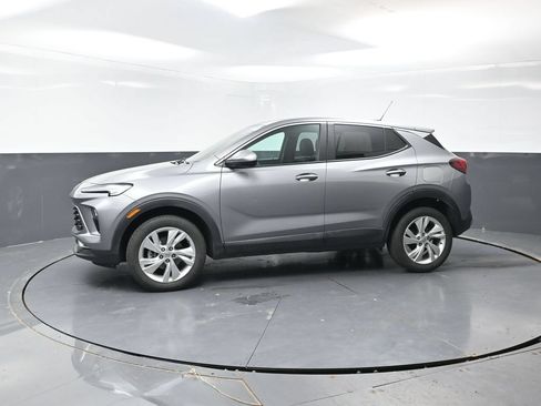 Used 2025 Buick Encore GX Preferred AWD/4WD image 10