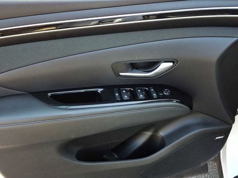 Used 2022 Hyundai Tucson SEL w/ Convenience + Premium Package image 12