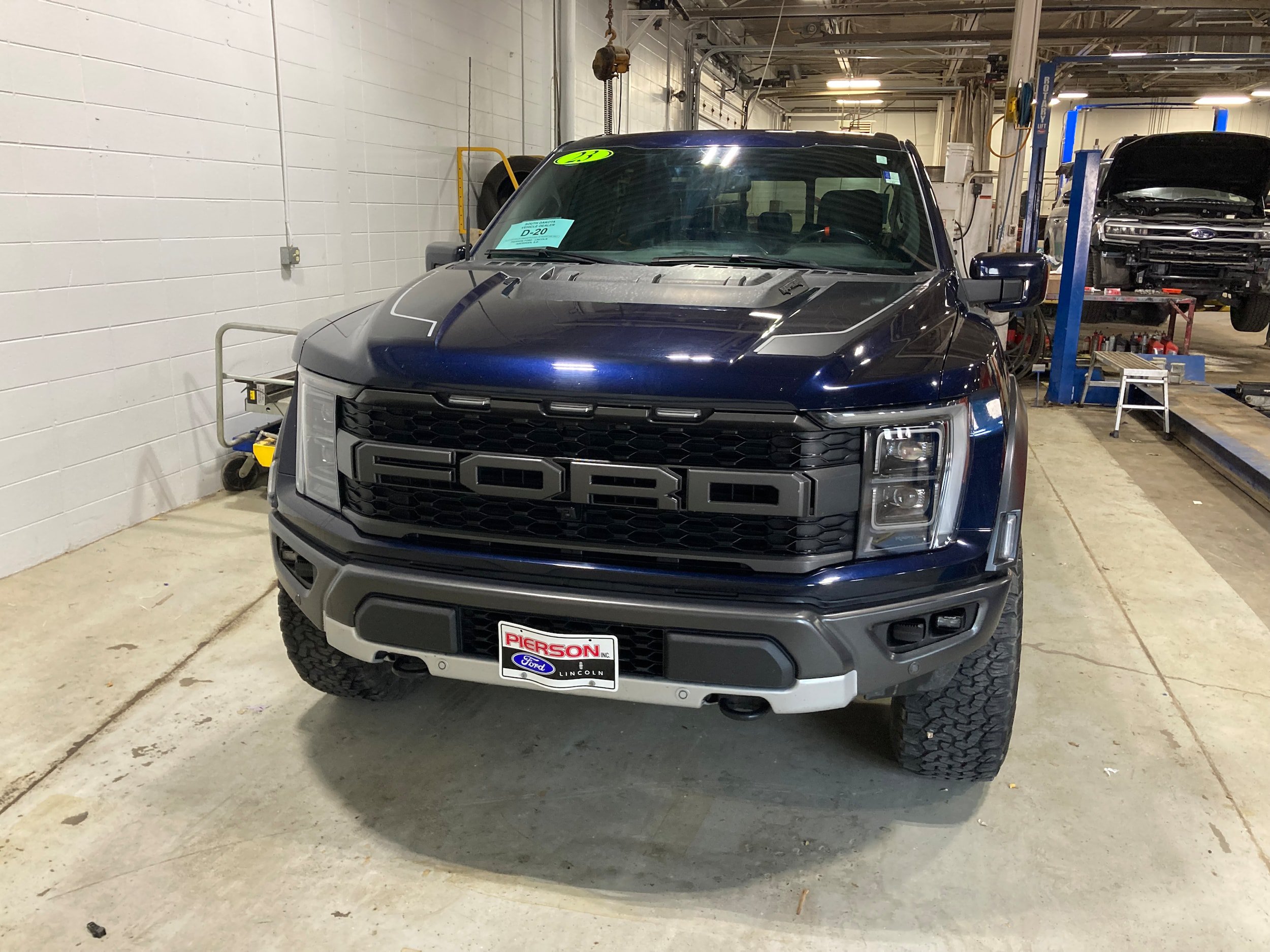 Used 2023 Ford F150 Raptor w/ Raptor 37 Performance Package AWD/4WD image 2