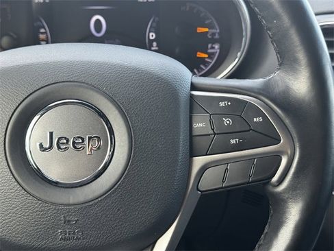 Certified 2020 Jeep Grand Cherokee Limited image 28