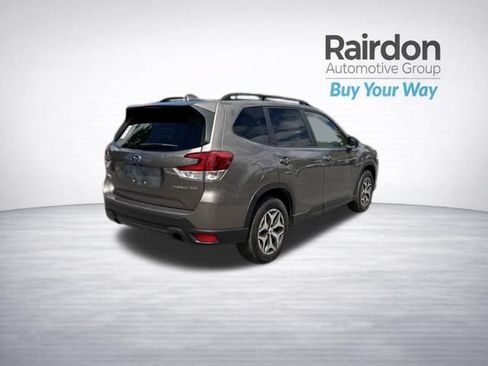 Used 2022 Subaru Forester Premium AWD/4WD image 37