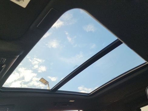 New 2026 Chevrolet Suburban High Country image 41