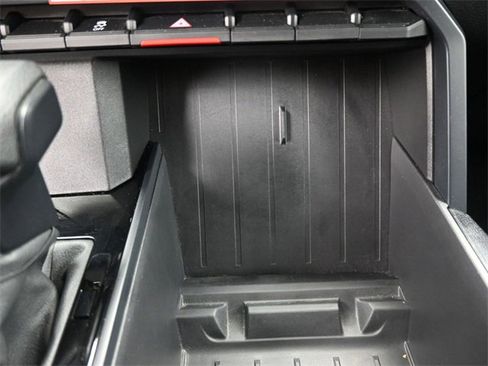 Used 2025 Toyota Tundra SR image 31