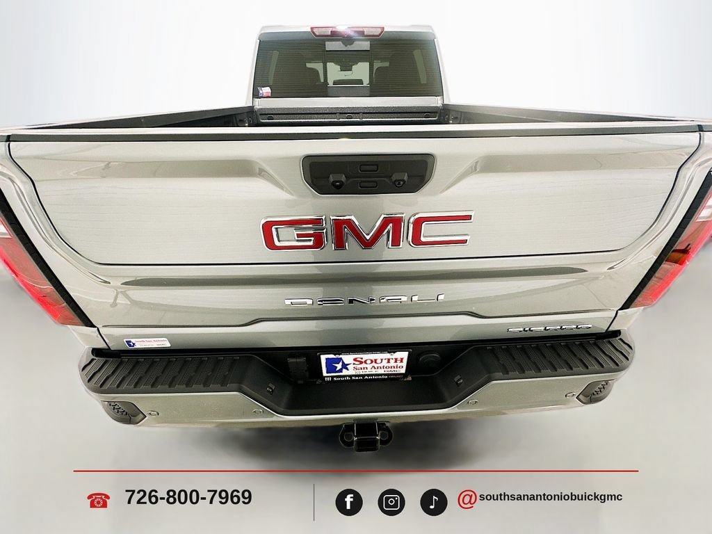 New 2026 GMC Sierra 2500 Denali w/ Denali Reserve Package AWD/4WD image 7