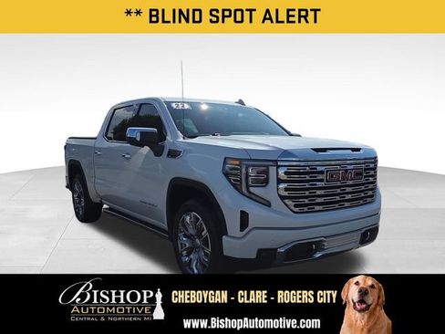 Used 2022 GMC Sierra 1500 Denali w/ Denali Reserve Package AWD/4WD image 15