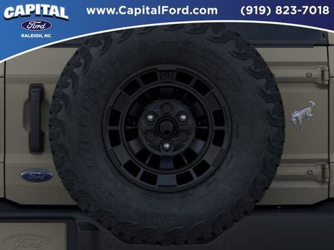 New 2026 Ford Bronco Outer Banks w/ Sasquatch Package image 24