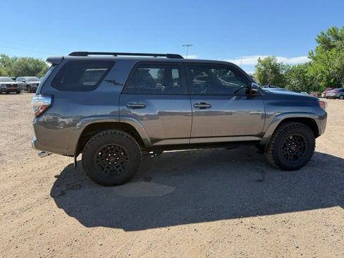 Used 2019 Toyota 4Runner TRD Off-Road Premium AWD/4WD image 7
