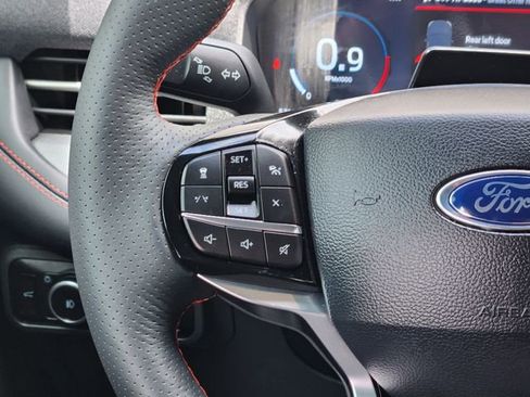 Used 2025 Ford Explorer ST-Line w/ Premium Package RWD image 27