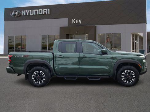 Used 2023 Nissan Frontier PRO-4X w/ Pro Convenience Package image 3