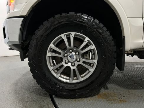 Used 2019 Ford F150 Lariat image 35