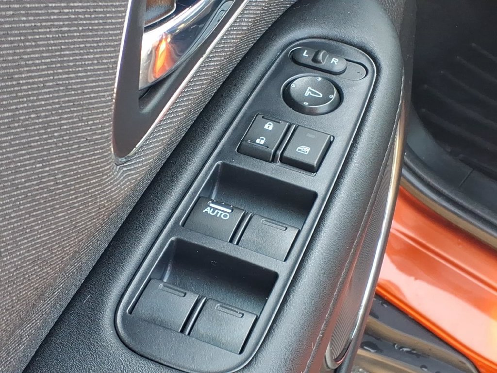 Used 2019 Honda HR-V EX image 13