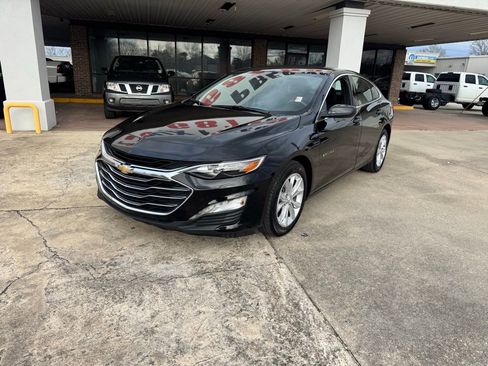 Used 2025 Chevrolet Malibu LT image 9