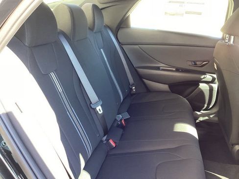 New 2026 Hyundai Elantra SEL Sport FWD image 12