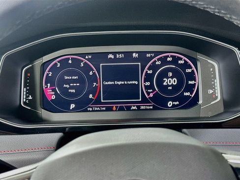 Used 2025 Volkswagen Jetta GLI Autobahn FWD image 24