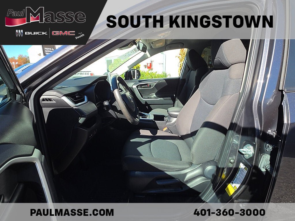 Used 2023 Toyota RAV4 LE AWD/4WD image 18