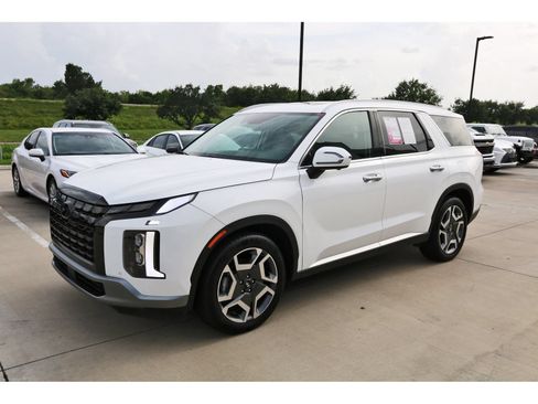 Certified 2024 Hyundai Palisade SEL w/ Premium Package AWD/4WD image 4