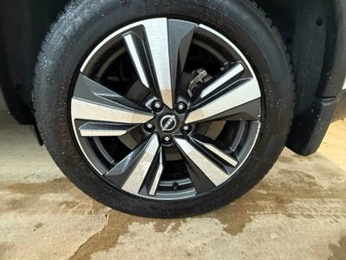 Used 2023 Nissan Rogue Platinum w/ Platinum Premium Package AWD/4WD image 6