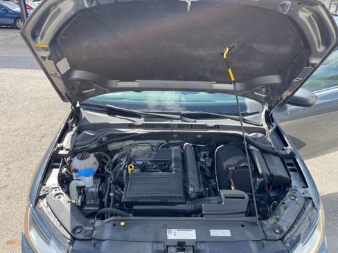 Used 2017 Volkswagen Jetta S image 22