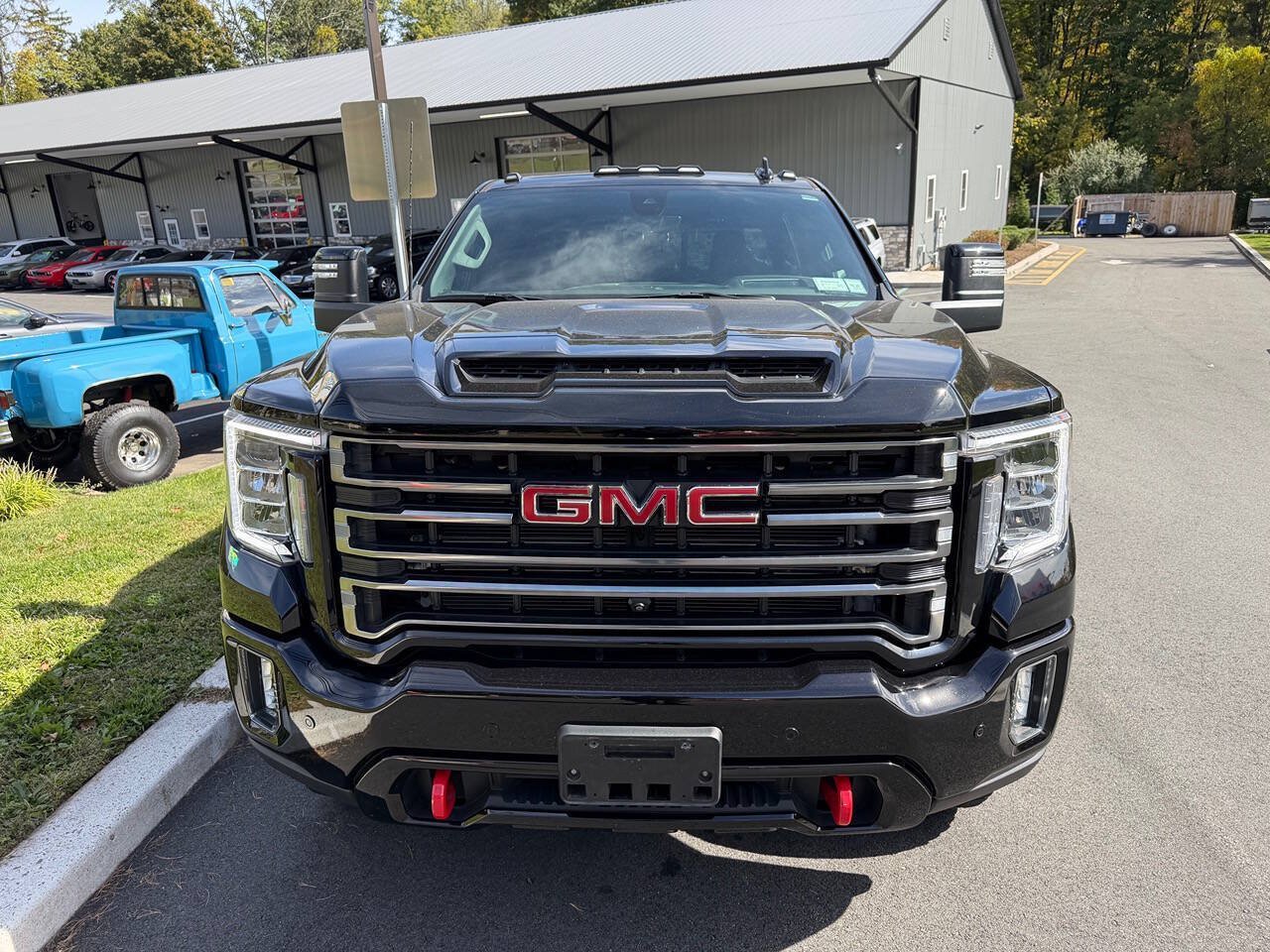 Used 2021 GMC Sierra 3500 AT4 w/ AT4 Premium Plus Package AWD/4WD image 9