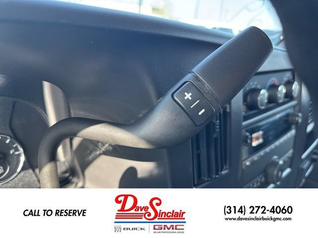 New 2026 GMC Savana 2500 RWD image 18