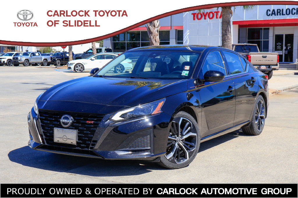 Used 2023 Nissan Altima 2.5 SR w/ SR Premium Package FWD image 1