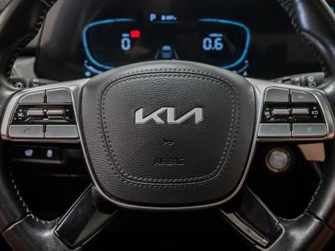 Certified 2025 Kia Telluride S AWD/4WD image 13