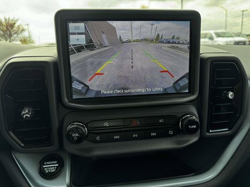 Used 2023 Ford Bronco Sport Badlands image 19