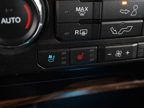 Used 2019 Ford F150 Lariat AWD/4WD image 21