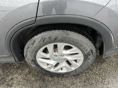 Used 2016 Honda CR-V EX image 2